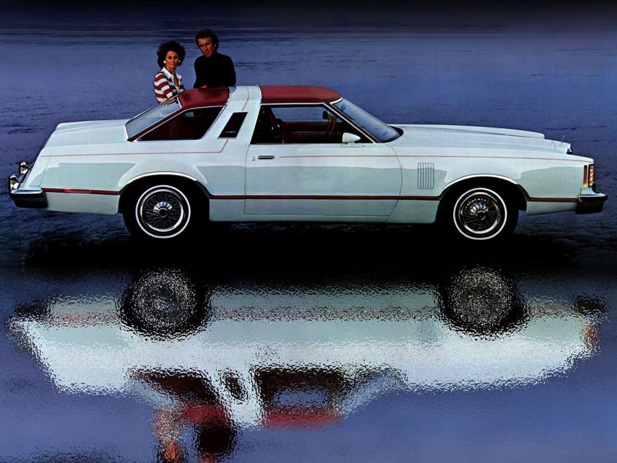  Ford Thunderbird 1977 года  (фото 10 из 10)